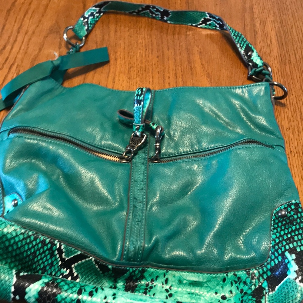 Green snake skin pattern bag